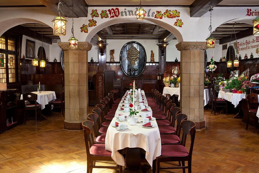 Hotel Altdeutsche Weinstuben فرايبورغ الغرفة الصورة